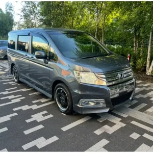 2010 Honda Stepwagon Spada Automatic 8-Seater MPV