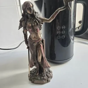 MORRIGAN WITH CROW - Image 3