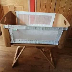Bednest cot for baby to go next to your bed