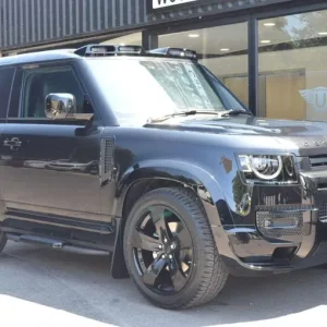Land Rover Defender 3.0 D250 MHEV X-Dynamic HSE Hard Top SUV 3dr Diesel Auto 4WD SWB Euro 6 - Image 7