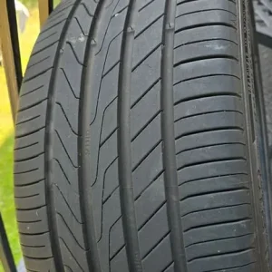 2 x Giti Control P10 245/40/R19 runflat tyres - Image 2