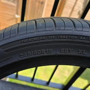 2 x Giti Control P10 245/40/R19 runflat tyres - Image 4