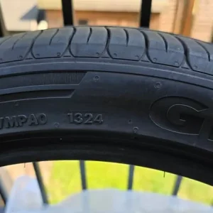2 x Giti Control P10 245/40/R19 runflat tyres - Image 5