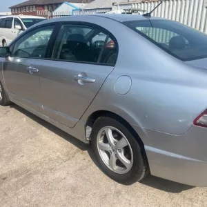 2008 Honda Civic 1.4 i-Dsi EX 4-door Silver Hybrid Auto - Image 5