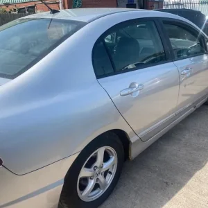 2008 Honda Civic 1.4 i-Dsi EX 4-door Silver Hybrid Auto - Image 6