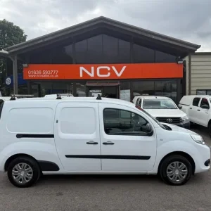 2020 Renault Kangoo LL21 Business Plus Energy DCI Maxi LWB Panel Van - Image 2
