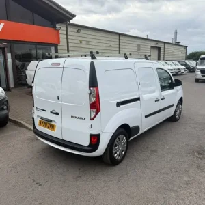2020 Renault Kangoo LL21 Business Plus Energy DCI Maxi LWB Panel Van - Image 4