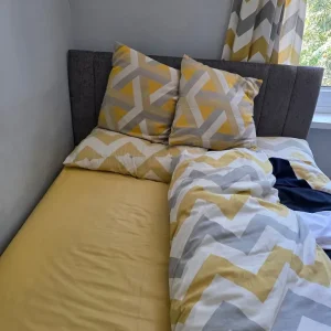 Oak FurnitureLand Wardrobe, Bedside Table, Chest and Divan - Image 5