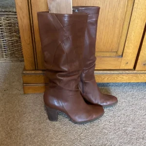 Women’s boots uk8