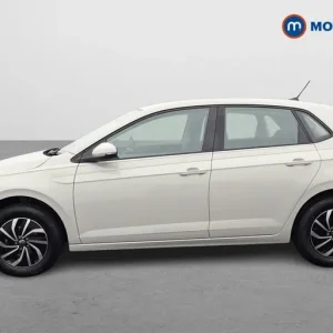 2022 Volkswagen Polo 1.0 Life 5dr Hatchback Petrol Manual - Image 4