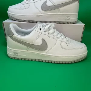 Ladies' best quality shoes
