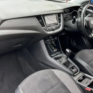 2018 Vauxhall Grandland X 1.2 Turbo Sport Nav SUV - Image 2