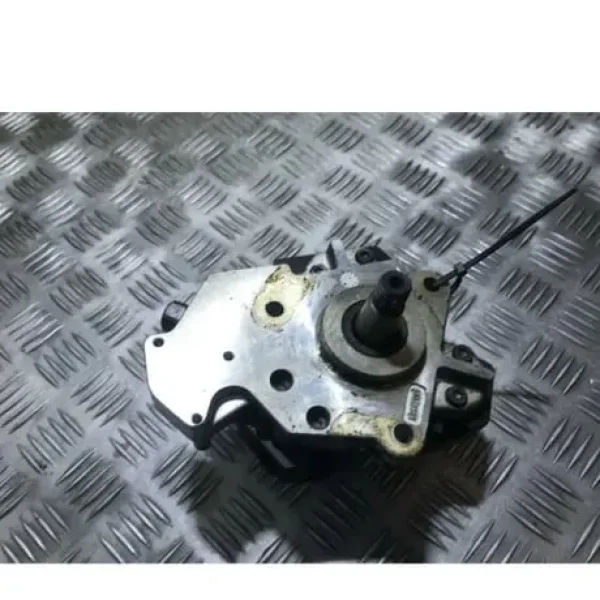 Volvo S40 1.9TD 2000 high pressure fuel pump