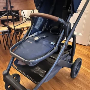 Uppababy Cruz 2 pram and bassinet bundle - Image 4