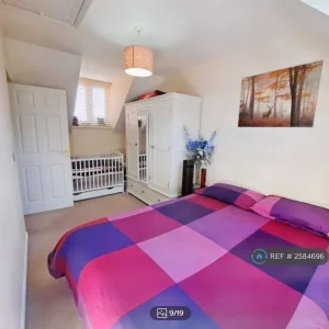 4 bedroom semi-detached house in Hanson Gardens, Cheltenham - Image 4