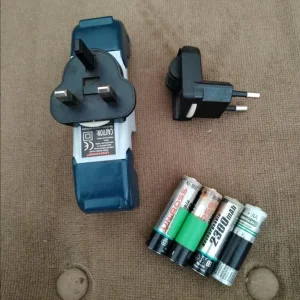 BATTERY CHARGER - Image 4