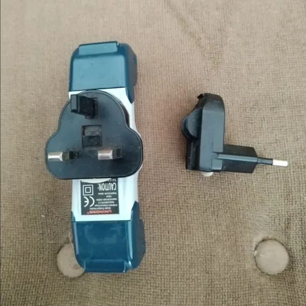 BATTERY CHARGER