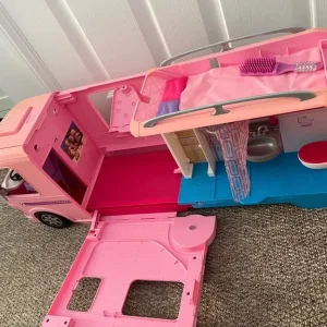 Barbie Camper and Ambulance Set - Image 7