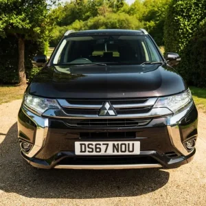2017 Mitsubishi Outlander 2.0 PHEV 4WD SUV Black - Image 2