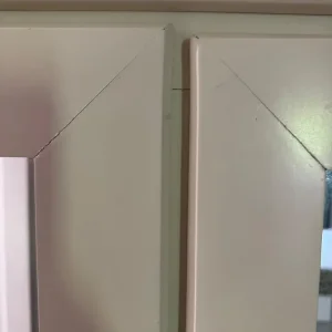 Solid wood cream wardrobe with mirrors - Image 3