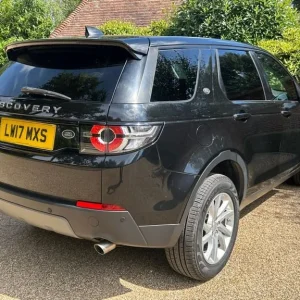 2017 Land Rover Discovery Sport 2.0 TD4 SE Tech SUV 5dr Diesel Auto 4WD Euro 6 (s/s) (180 ps) EST... - Image 3