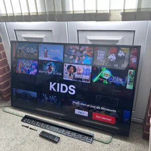 49” Smart LG TV - Wall Bracket & Screws Included - Image 3
