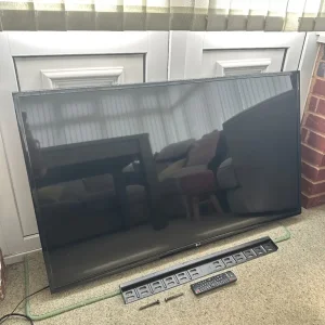 49” Smart LG TV - Wall Bracket & Screws Included - Image 5