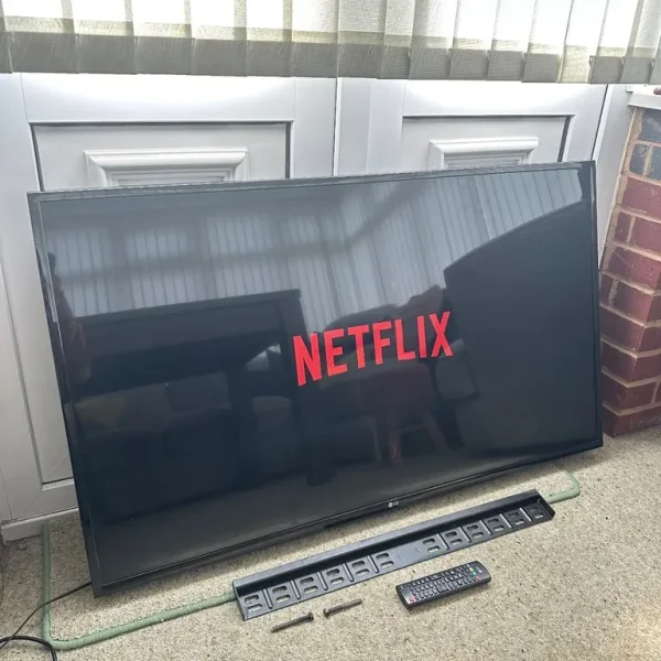 49” Smart LG TV - Wall Bracket & Screws Included