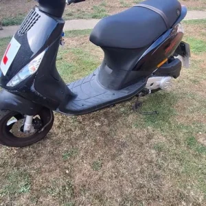 Piaggio ZIP 49cc 2024 - Image 2