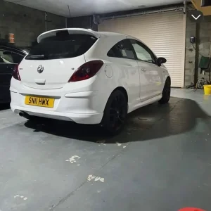 Vauxhall Corsa 2011 Manual Hatchback 3 Doors - Image 4