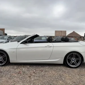 2011 BMW 3 Series 320i Sport Plus 2dr Convertible - Image 4