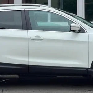 2014 Nissan Qashqai Tekna 1.5dCi Diesel SUV - Image 6