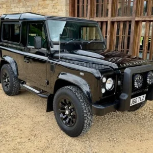 2010 Land Rover Defender XS Station Wagon TDCi Window Van Diesel Manual - Image 2