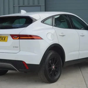 JAGUAR E-PACE 2.0 D150 Euro 6 (s/s) 5dr 2018 - Image 5