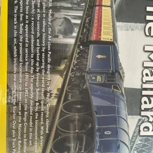 Hornby The Mallard Electric Train Set - Image 4