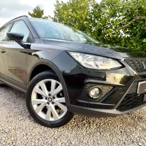 2019 SEAT Arona 1.0 TSI SE Euro 6 (s/s) 5dr Hatchback Petrol Manual - Image 4