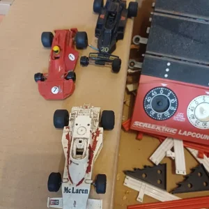 Vintage Scalextric cars and track pieces - Image 7