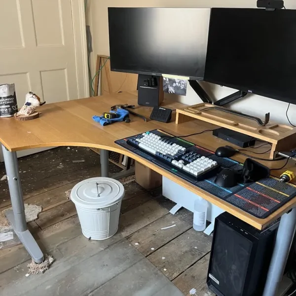 Giant gamer desk