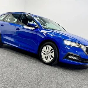 2021 Skoda Octavia 2.0 TDI SE Technology Euro 6 5dr Estate Diesel Manual - Image 8