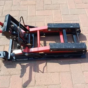 Motorcycle scissor hydraulic lift - Image 2