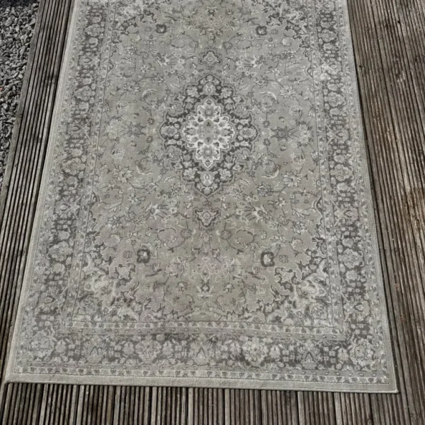 Large grey Ikea area rug 133x195cm