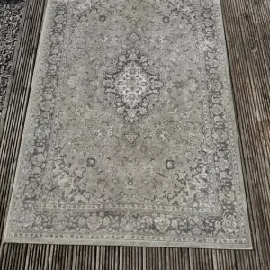 Large grey Ikea area rug 133x195cm