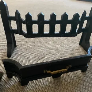 Cast iron grate and fire surround - Image 3