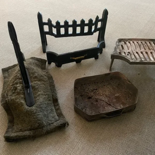 Cast iron grate and fire surround