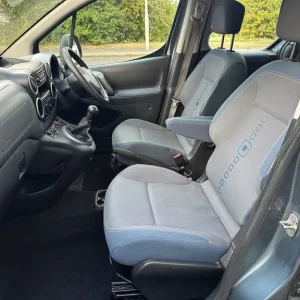 2010 Citroen Berlingo 1.6i 16V VTR 5dr with wheelchair ramp and 4 seats - Image 6
