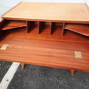 G PLAN BRANDON CHEST OF DRAWERS AND DESK - Image 5