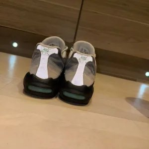 Air Max 95s - Image 4