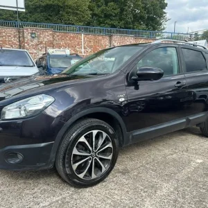 2012 Nissan Qashqai 1.5 dCi N-Tec+ 5-door hatchback manual - Image 4