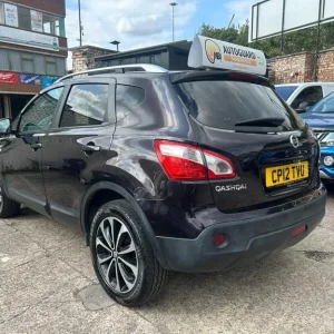 2012 Nissan Qashqai 1.5 dCi N-Tec+ 5-door hatchback manual - Image 5