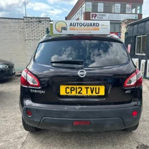 2012 Nissan Qashqai 1.5 dCi N-Tec+ 5-door hatchback manual - Image 8